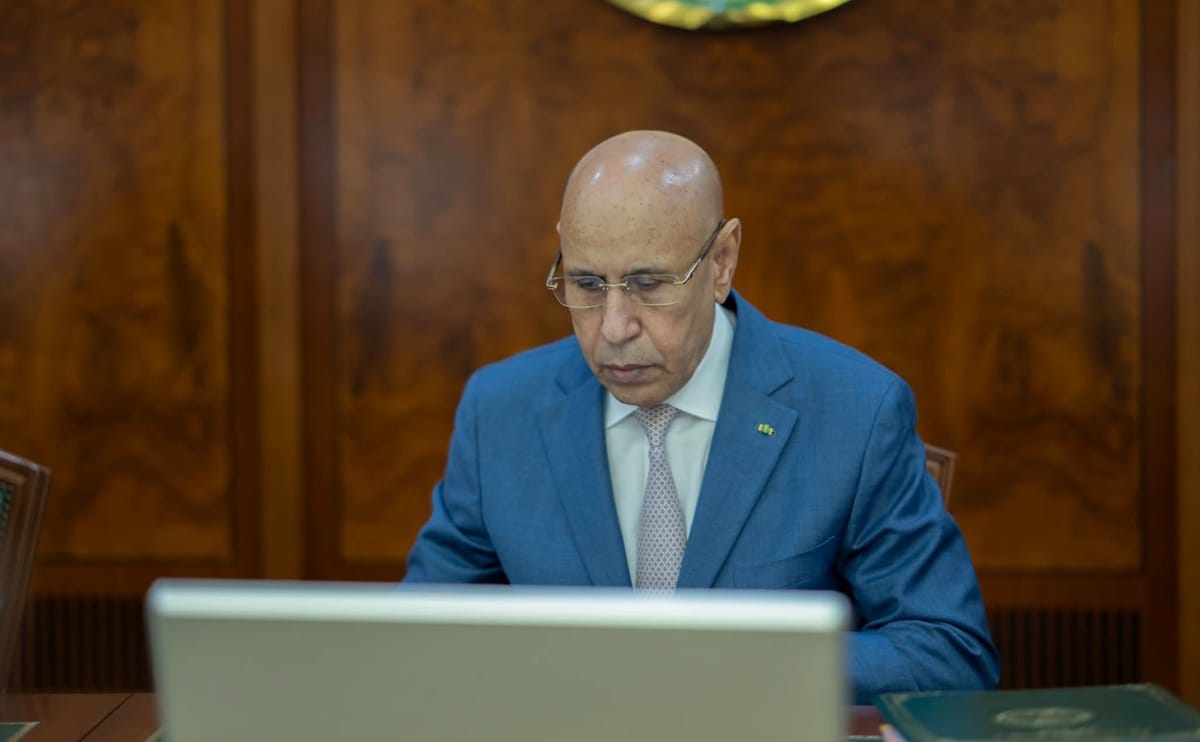 الحكومة الجديدة تنهي أول اجتماع لها بالقصر الرئاسي