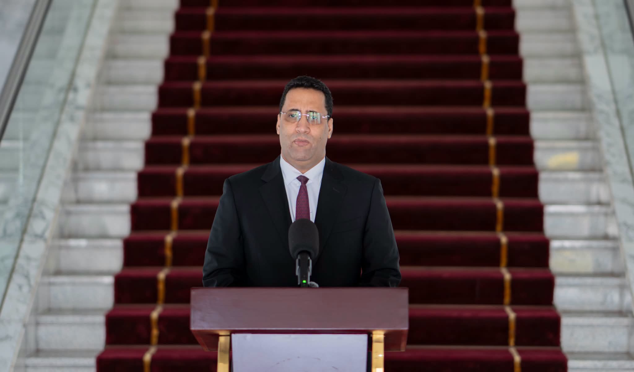 ولد اجاي يشيد بجهود الوزراء ويتحمل مسؤولية النقص في الأداء الحكومي