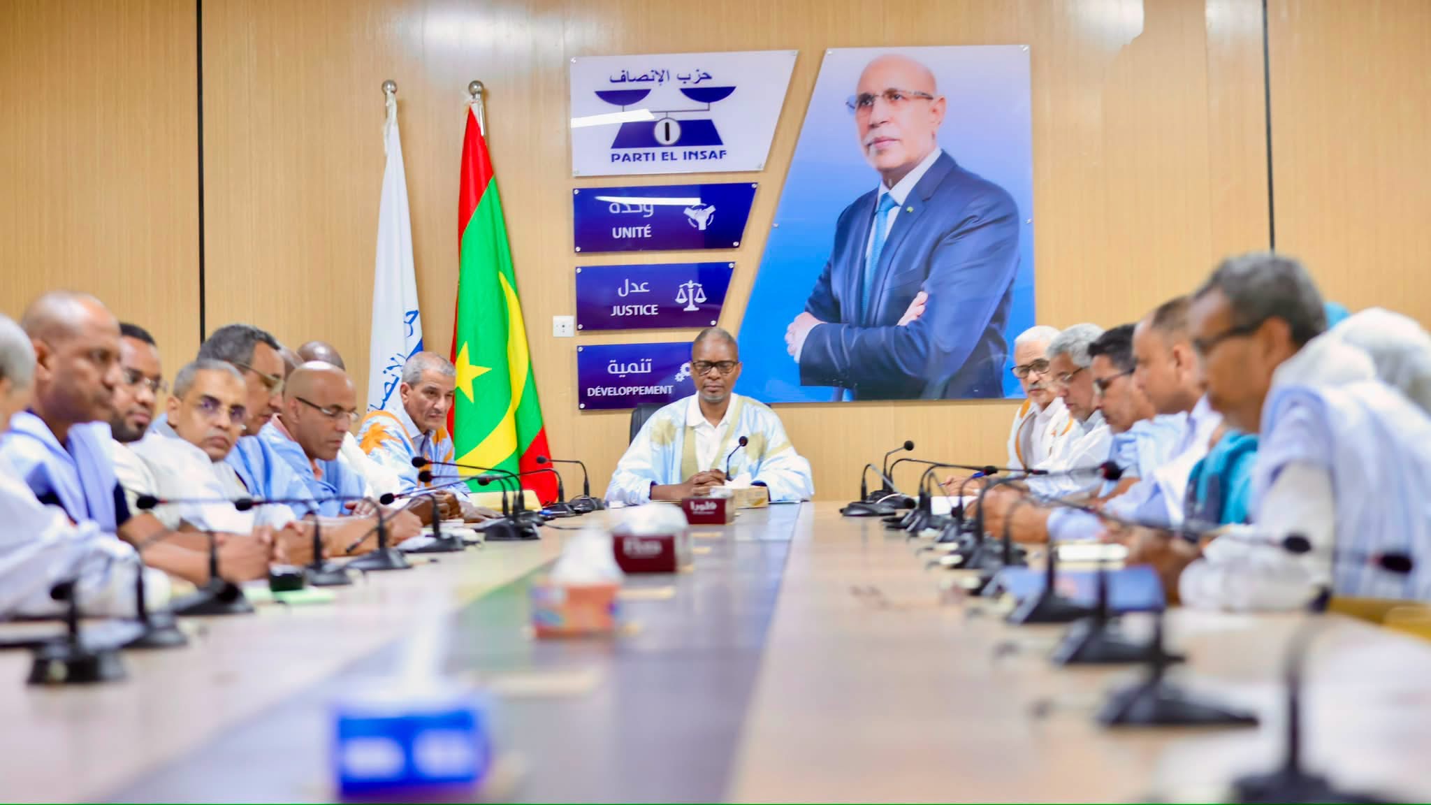 الاغلبية تفوض رئيس حزب الإنصاف بالنوقيع على وثيقة الحوار